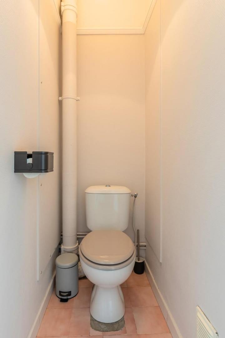 Spacious 3 Bedroom Apartment & Private Parking! Lambersart Eksteriør bilde